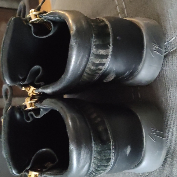 Giuseppe Zanotti shoes - Picture 3 of 4